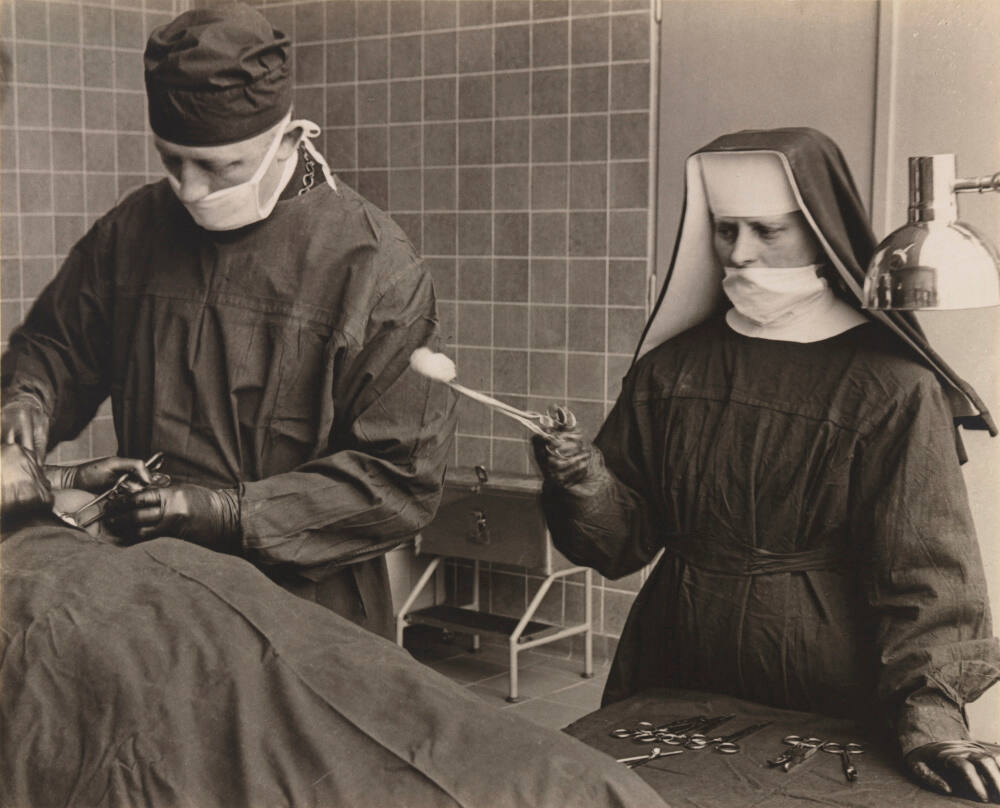 Operation in a Berlin hospital